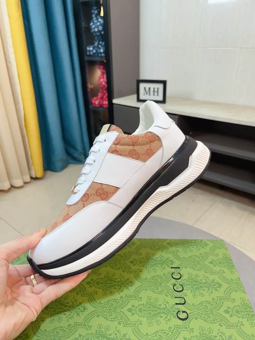 Men's shoes 💰458🌹🌹[GUCCI] Gucci's new lace-up casual men's shoes are on the market first, and the materials and workmanship are superior to all versions on the market. The highest quality shipped first-layer cowhide with imported original perforated materials➕Genuine leather lining, privately molded soft outsole, high foot comfort, imported special materials highlight the brand's unique charm, high-end customization 38-44